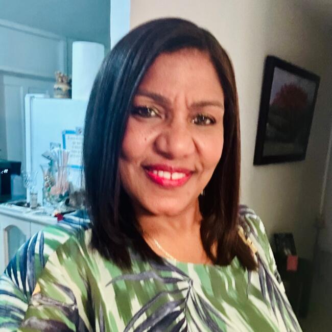 Babysitter in Bayamón: Marcia