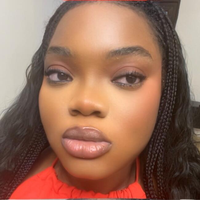 Babysitter in Medina Estates: Zakiya