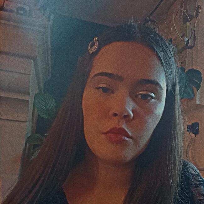 Babysitter in Dampierre-sous-Brou: Sélène