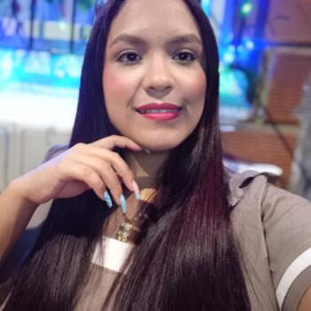 Trabajo para niñera en Medellín: trabajo de niñera Crismar