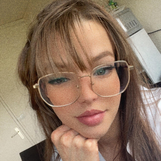 Babysitting job in Évreux: Zohra