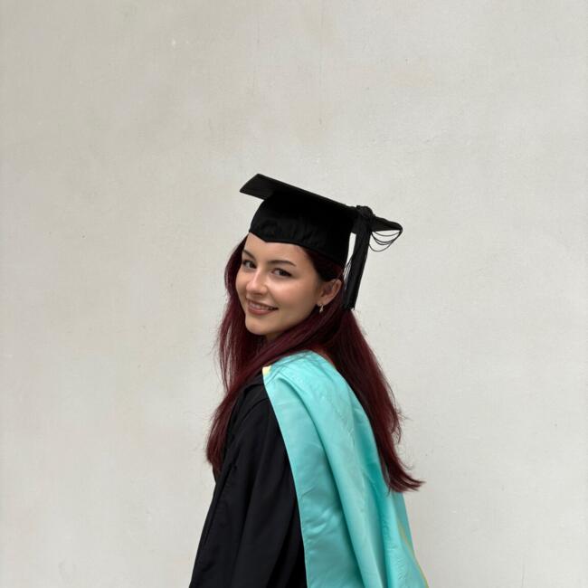 Baby-sitter in Ponte Tresa: Kathryn