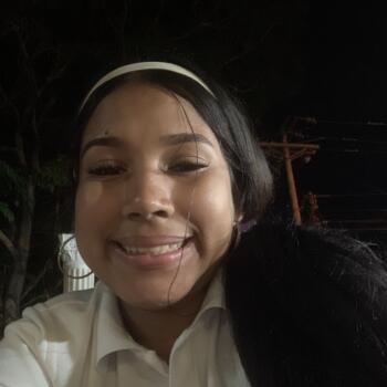 Babysitter in Chitré: Lizbeth