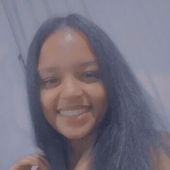 Babysitter in Contagem: Kauane