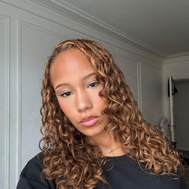 Babysitter in Vanves: Janelle