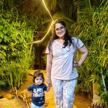 माता-पिता पुणे: Niyati