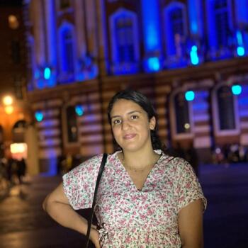 Nanny in Toulouse: Amina