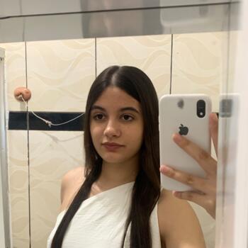 Babysitter in Curitiba: Mirela