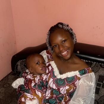 Babysitter in Rennes: Oumou