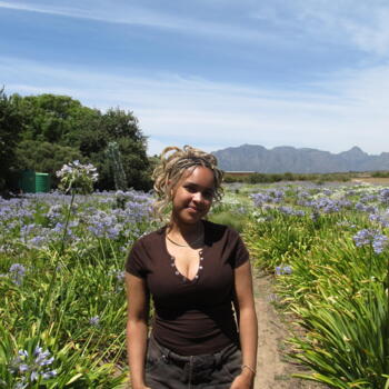 Babysitter in Cape Town: Hailey Mia