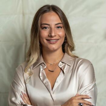 Babysitter στην περιοχή Ελληνικό: Ελευθερία