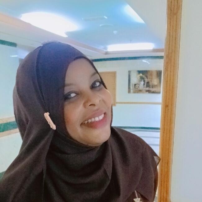 جليسة أطفال في دبي: Hadijjah Birike