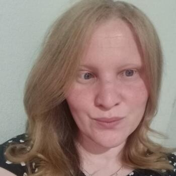 Babysitter in Santana de Parnaíba: Charliene