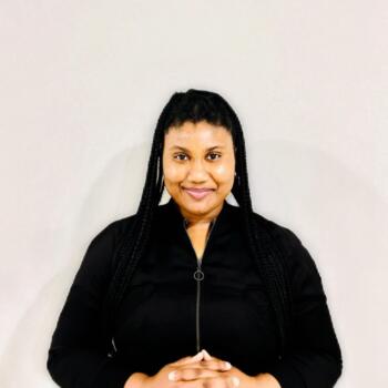 İstanbul bölgesinde bebek bakıcısı: Rahina