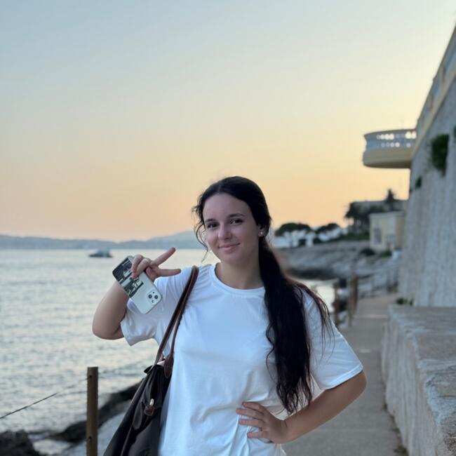 Babysitter in Nice: Morgane