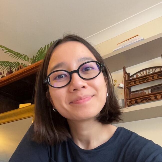 Babysitter in London: Auji