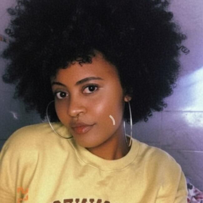 Babysitter in Salvador: Leilane