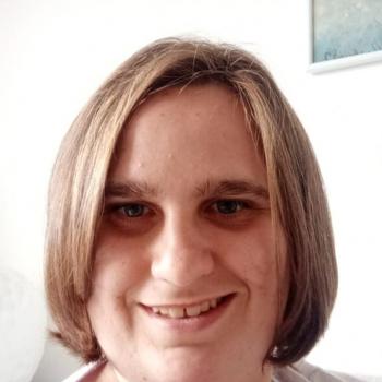 Babysitter in Chaville: Julie