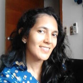 Babysitter in Soledad: Paola