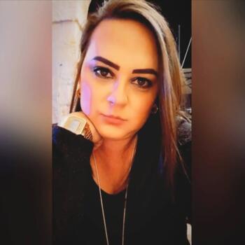 Babysitter in Marsaxlokk: Débora