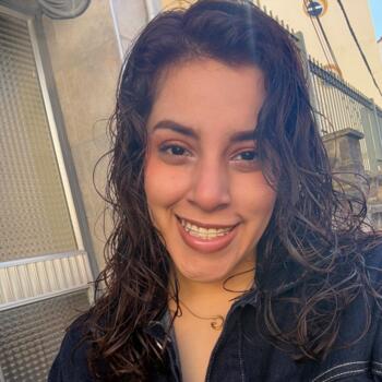 Nanny in Pamplona: Lucero