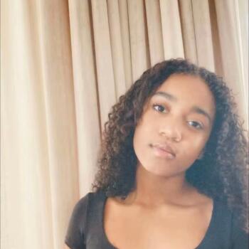 Babysitter em Odivelas: Chelina