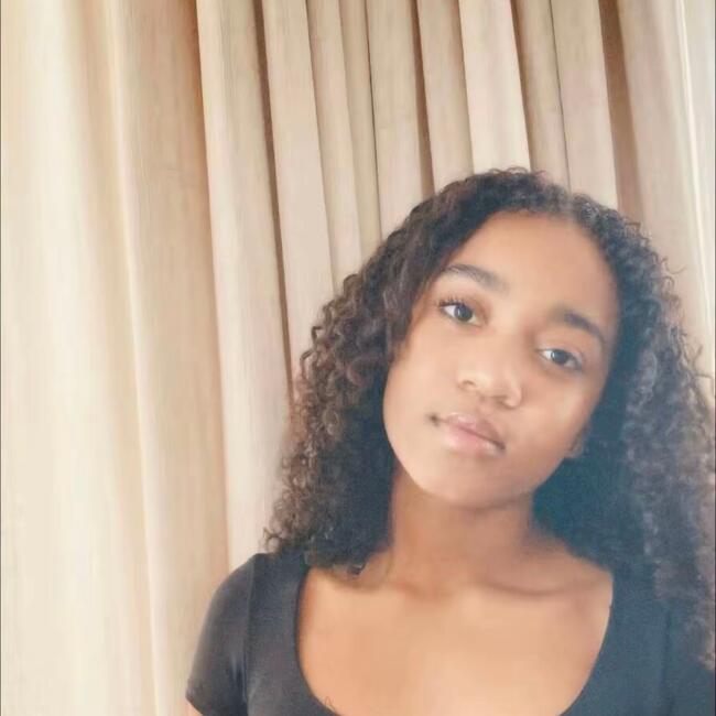 Babysitter em Odivelas: Chelina