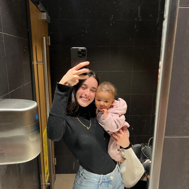 Babysitter em Albufeira: Íris