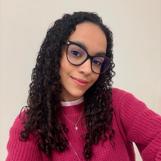 Babysitter in Praia Grande: Penélope