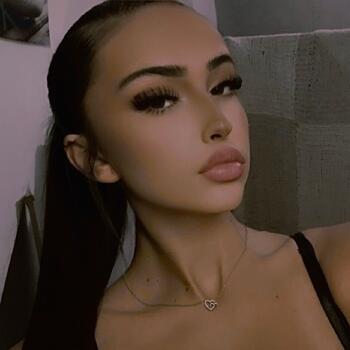 Babysitter in Tourcoing: Coralie