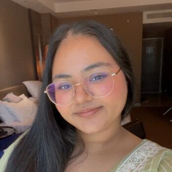 位于新加坡的临时保姆: Shreya