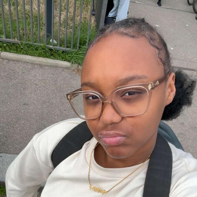 Babysitter in Lyon: Marie-Anna