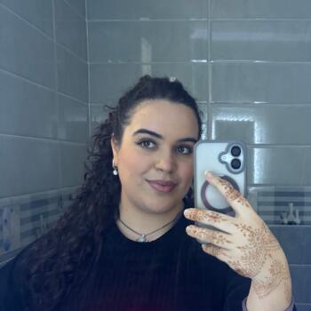 Babysitter in Antwerp: Nawal