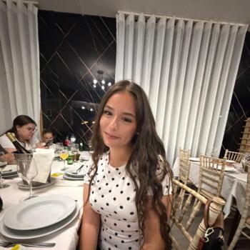 Babysitter in Soisy-sous-Montmorency: Lara