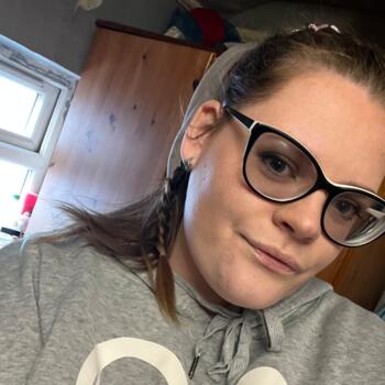 Babysitter in Hailsham: Reecie-Rae