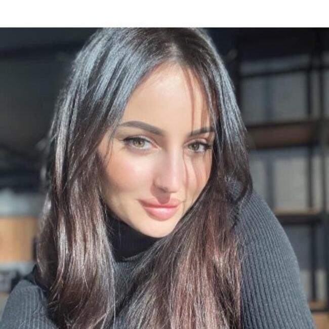 Babysitter in Morbier: Fatima