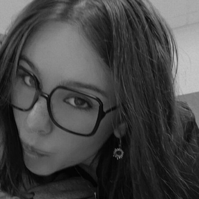 Babysitter in Authieux-Ratiéville: Emilie