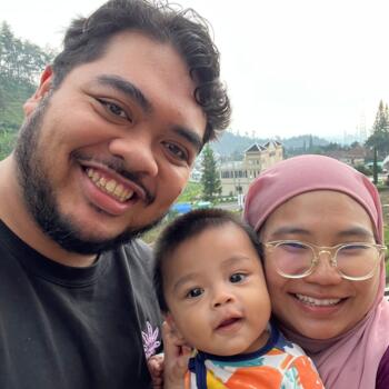 家长 Singapore Island: Safiah