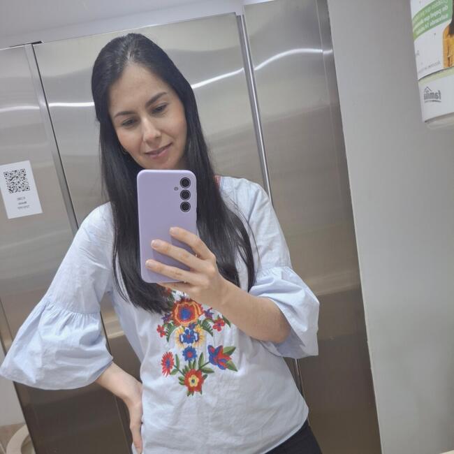 Trabajo para niñera en Municipio de Copacabana: Marcela