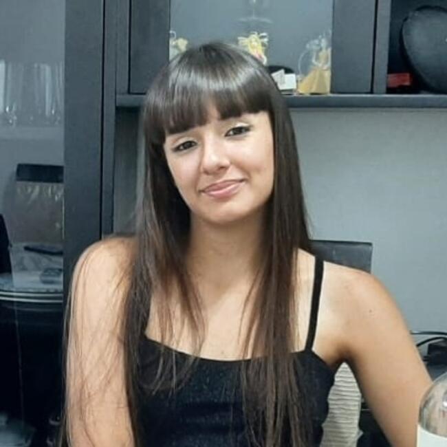 Babysitter in Buenos Aires: Milagros Pintos