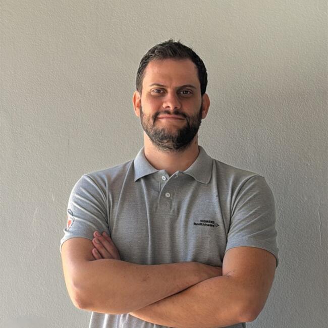 Emprego de babá em Itapira: Vitor