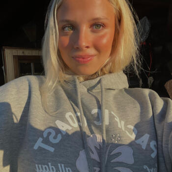 Lastenhoitaja Turku: Julia