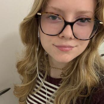 Babysitter in Saint-Benoît: Anouck