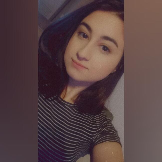 Babysitter in Melbourne: Gizem İsra Balkanlioglu