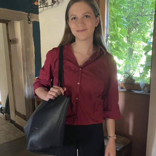 Babysitter in Tours: Charlotte