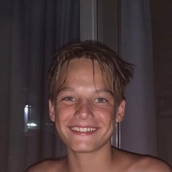 Niñera en Luxembourg: Cornelius