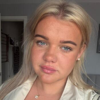 Babysitter in Newcastle upon Tyne: Isabel
