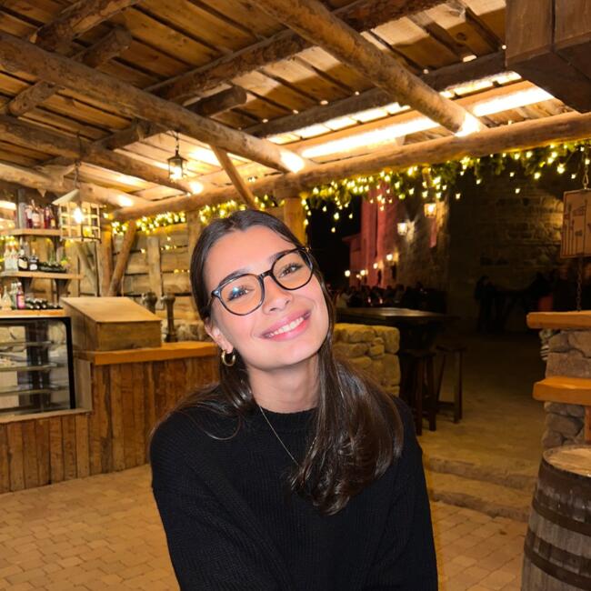 Canguro en Valdemoro: Paola