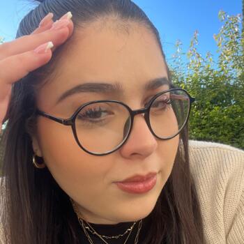 Babysitter in Châtillon: Hana