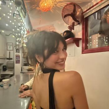 Babysitter στην περιοχή Αθήνα: Jasmine